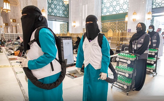 women workers Masjid al Haram