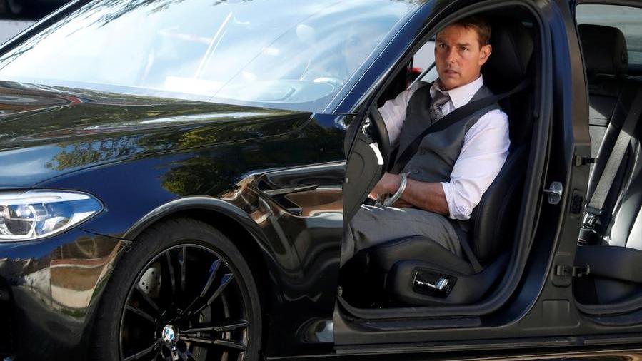 Tom Cruises BMW stolen