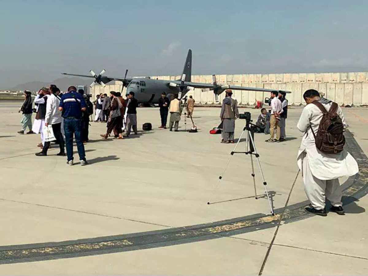 qatar working with taliban to reopen kabul airport as soon as possible