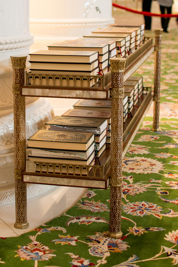 quran books shelf picture taken sheikh zayed grand mosque abu dhabi uae 62706889