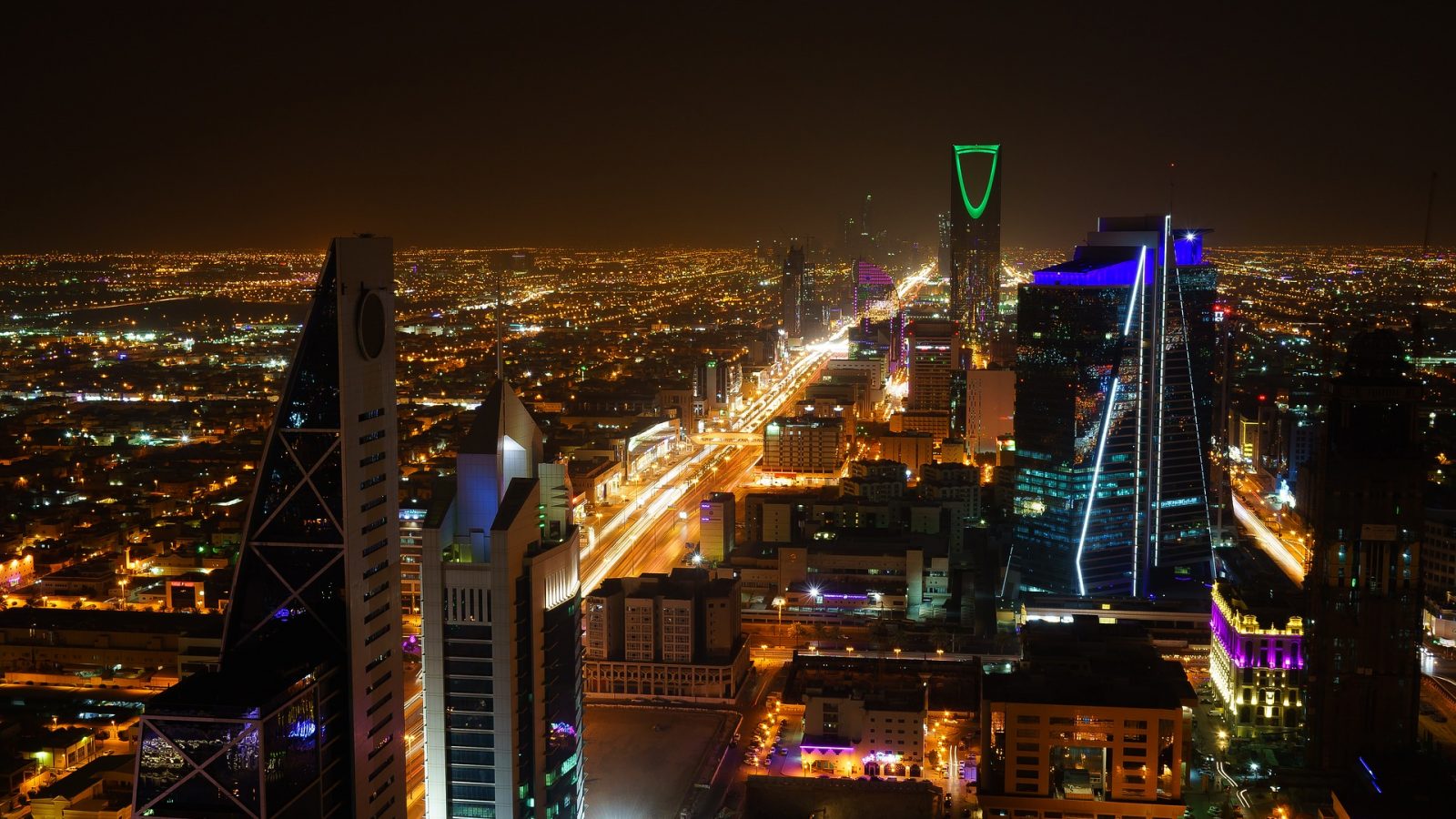 riyadh skyline 1600x900 1