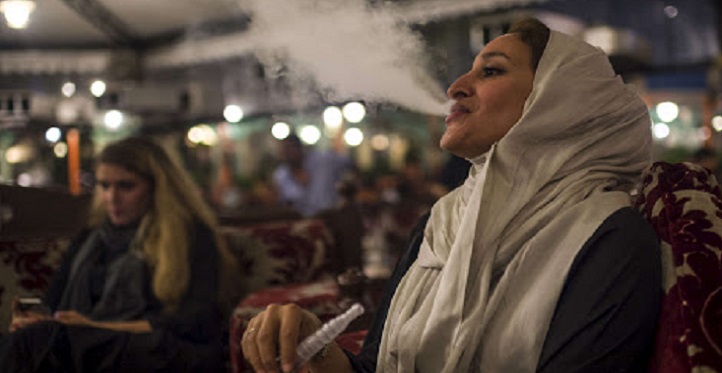 Smoking in public used to be a forbidden for women in Saudi Arabia Credit Lynsey Addario 2