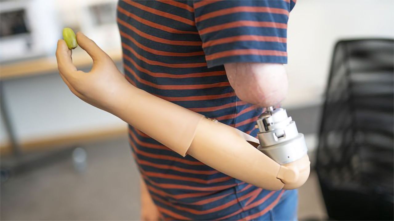 whats everyday life like with a mind controlled prosthetic arm 334219 1280x720 1