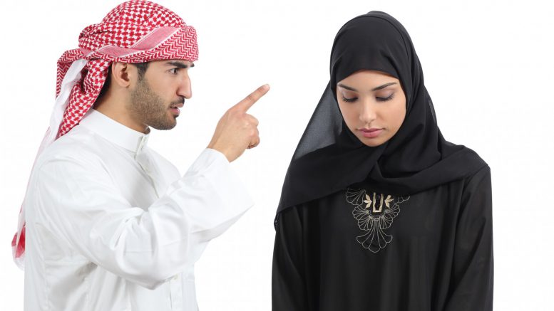 Saudi couple arguing 777x437 1