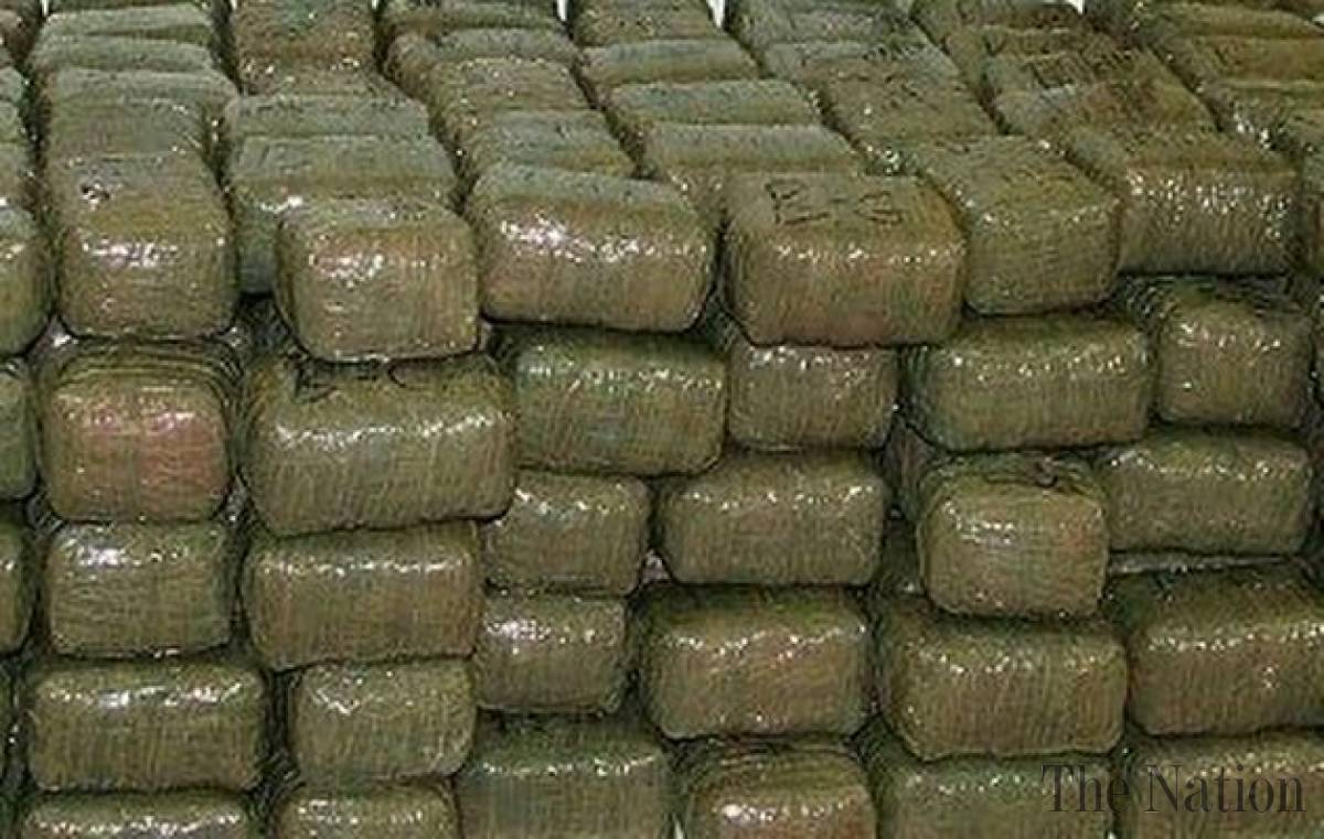 200kg hashish recovered two arrested in kohat 1436096911 6709