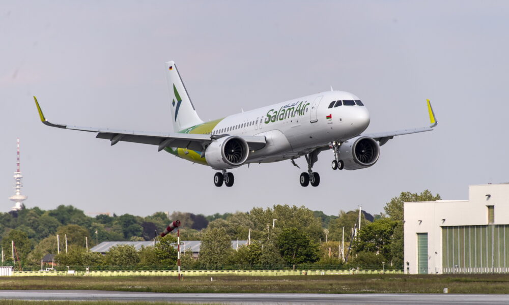 20190523 p3764 msn8926 salamair a320neo landing lr 004