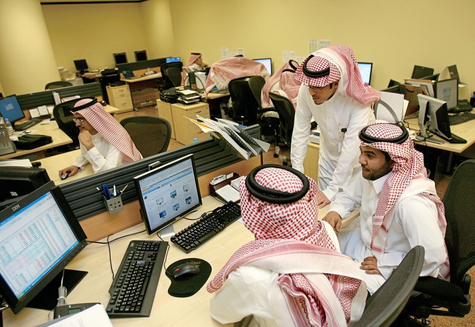 saudis in office saudisation saudization arabian business